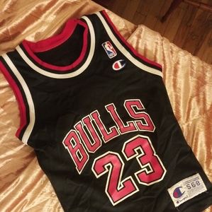 Vintage Bulls Jersey